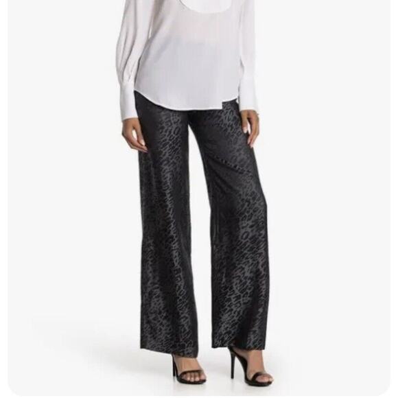Equipment Arwen Pants Womens 2 Leopard Print Grey Silk‎ Wide Leg Preppy Mob Wife - Picture 1 of 13